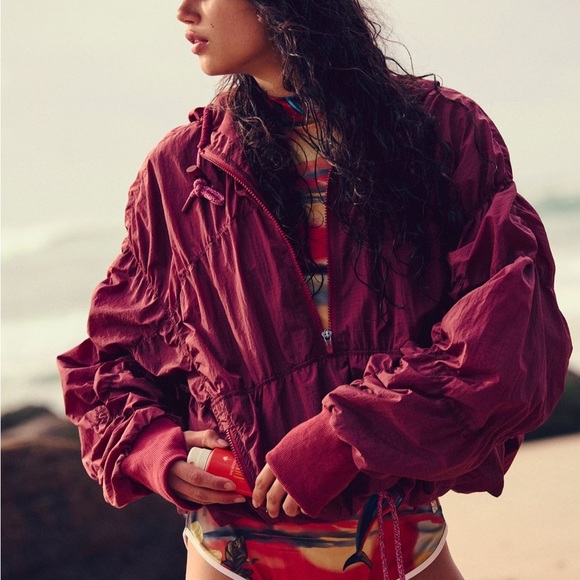 NWOT FREE PEOPLE FP movement happy camper pullover S - Picture 4 of 4